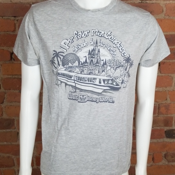 Disney Other - Disneyland shirt Size medium